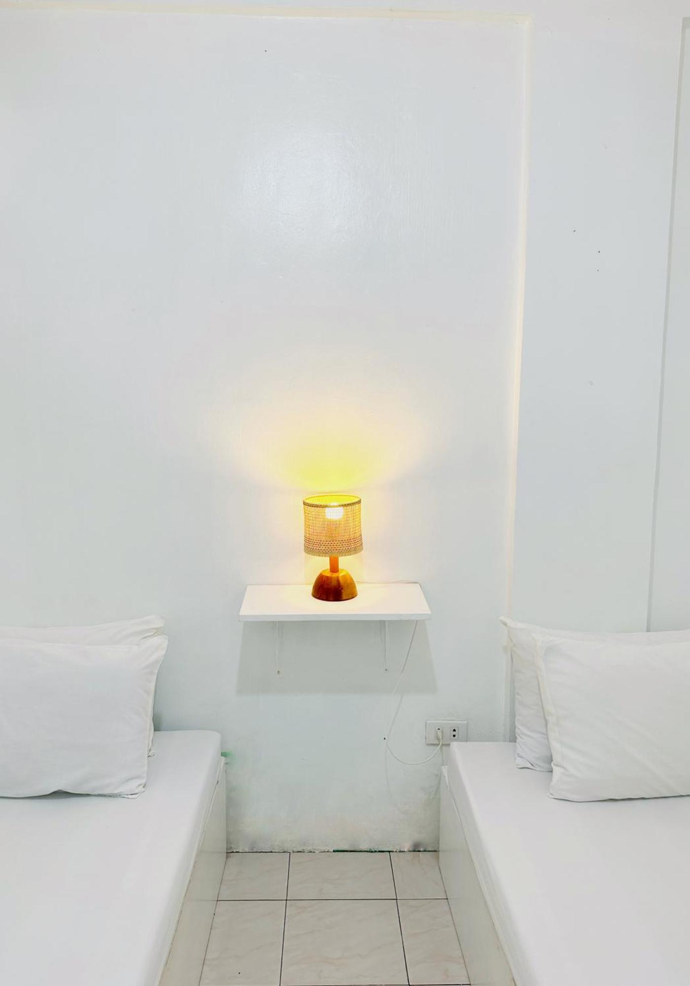 Backpackers Homestay - Nomadsmnl Manila Zewnętrze zdjęcie