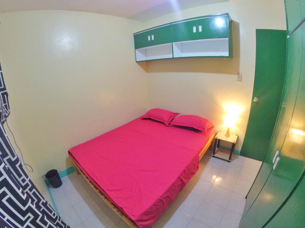 Backpackers Homestay - Nomadsmnl Manila Zewnętrze zdjęcie