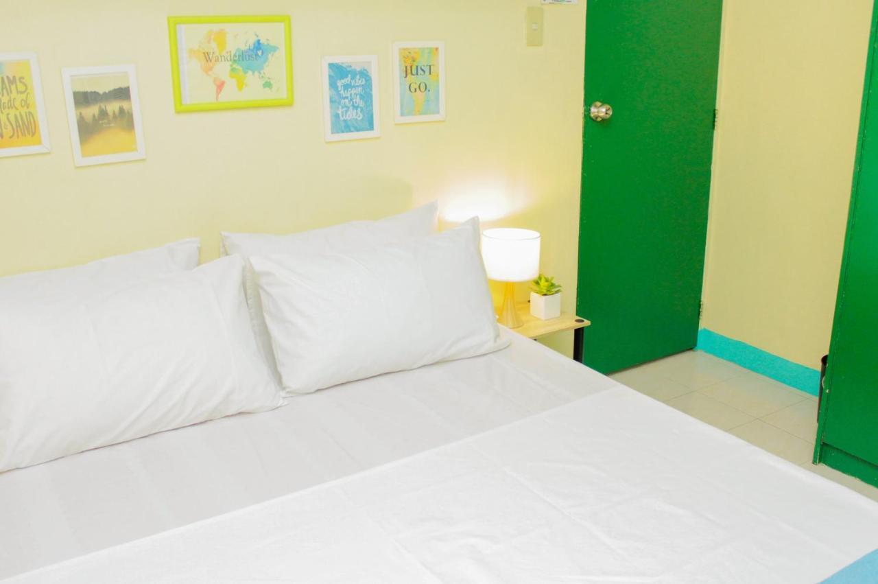 Backpackers Homestay - Nomadsmnl Manila Zewnętrze zdjęcie